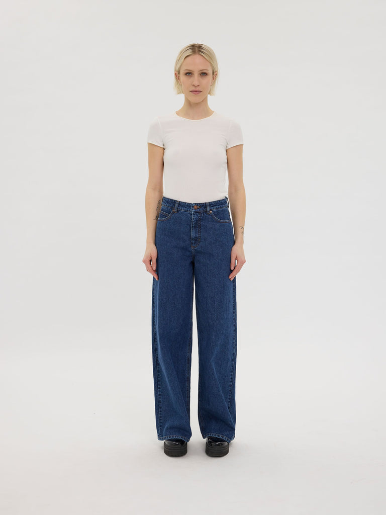 Five Units Jeans AbbyFV 745_RCS-Blended Classic Blue model