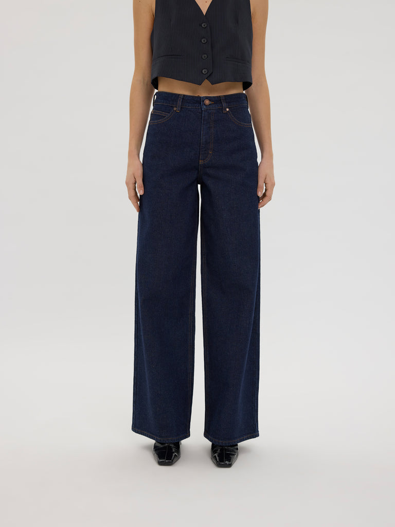 AbbyFV_745_RCS_Blended Dark_Rinse FRONT