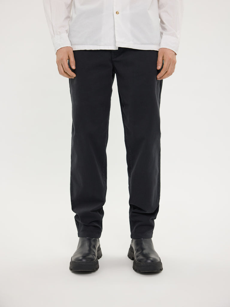 AlvinPL_820 Black FRONT