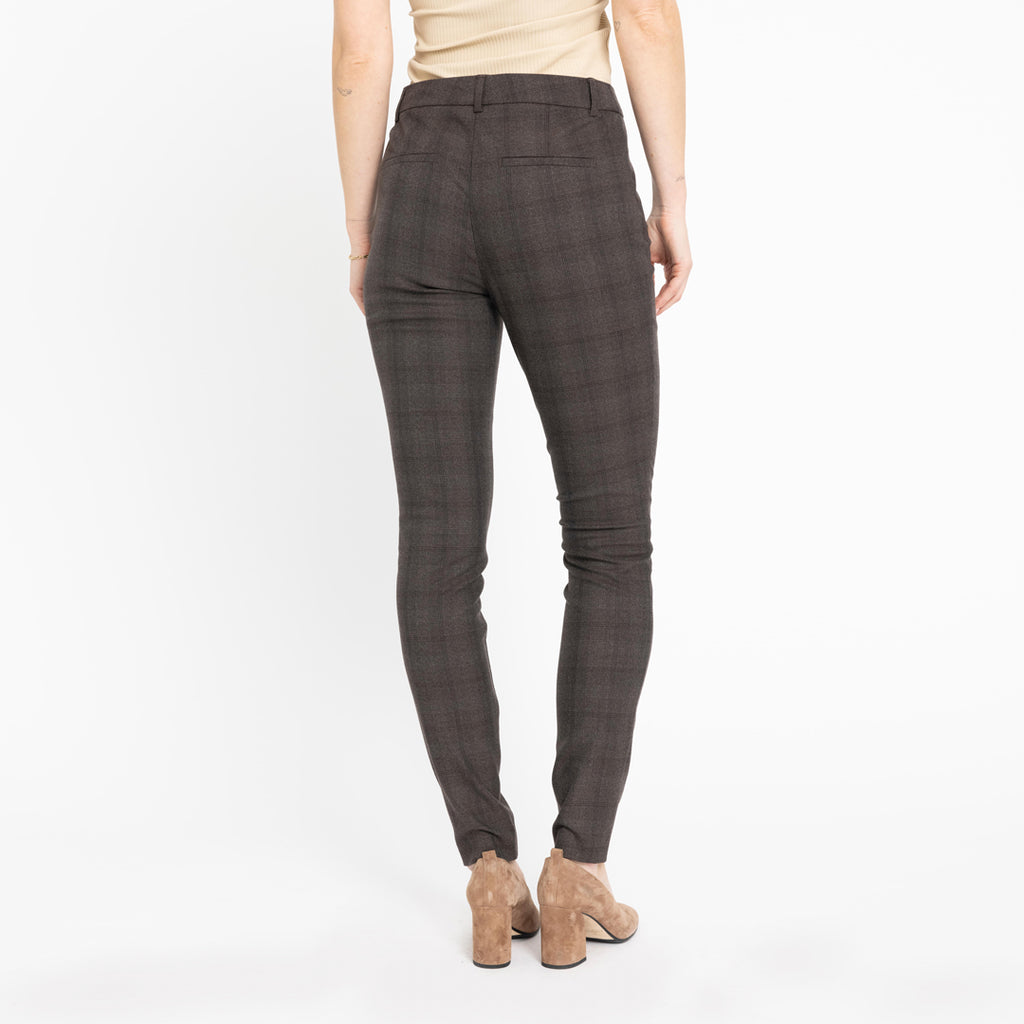 AngelieFV_Pure_682 Brown_Check BACK