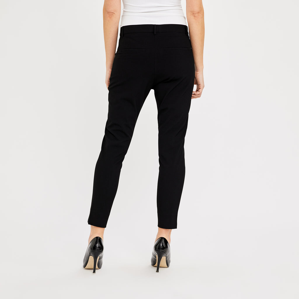 AngelieFV_Split_285 Black BACK