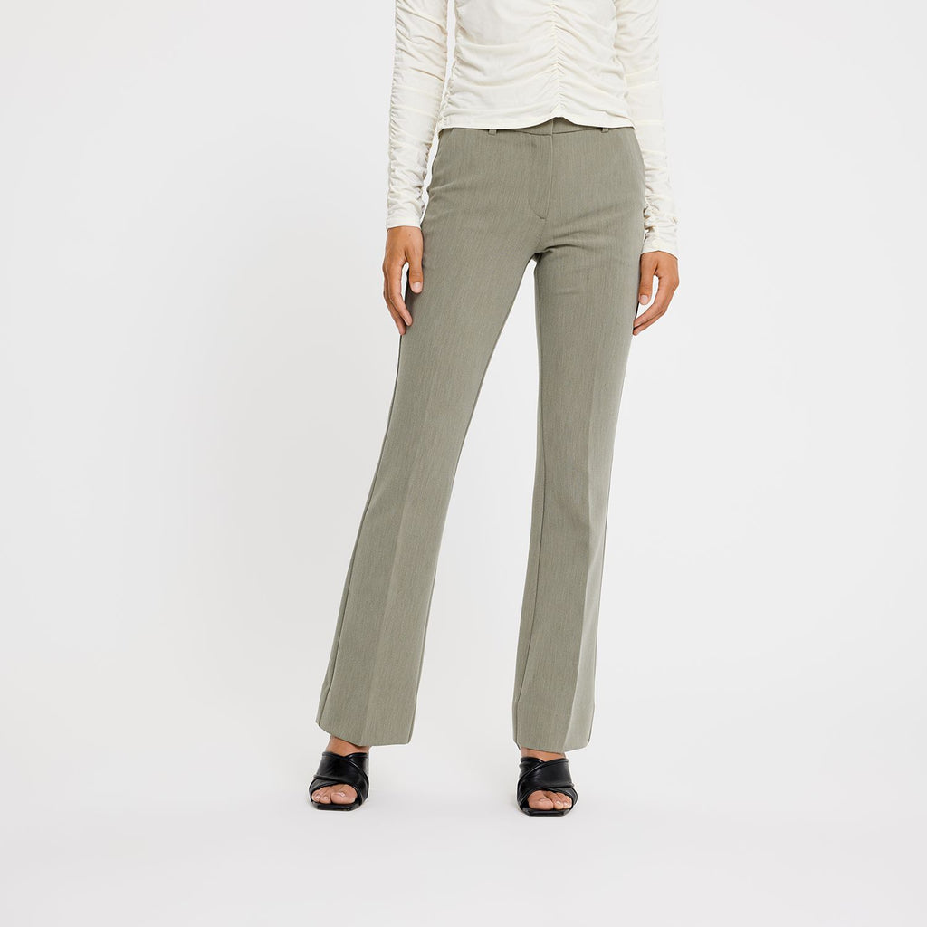 Five Units Trousers ClaraFV 017_GRS Green Leaf front