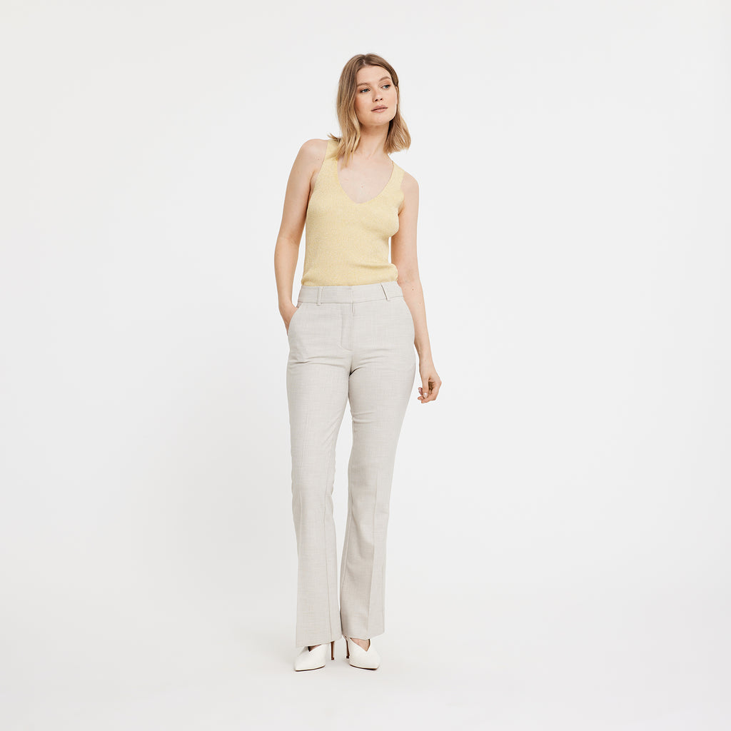 ClaraFV_033_RCS_Blended Sand_Melange MODEL