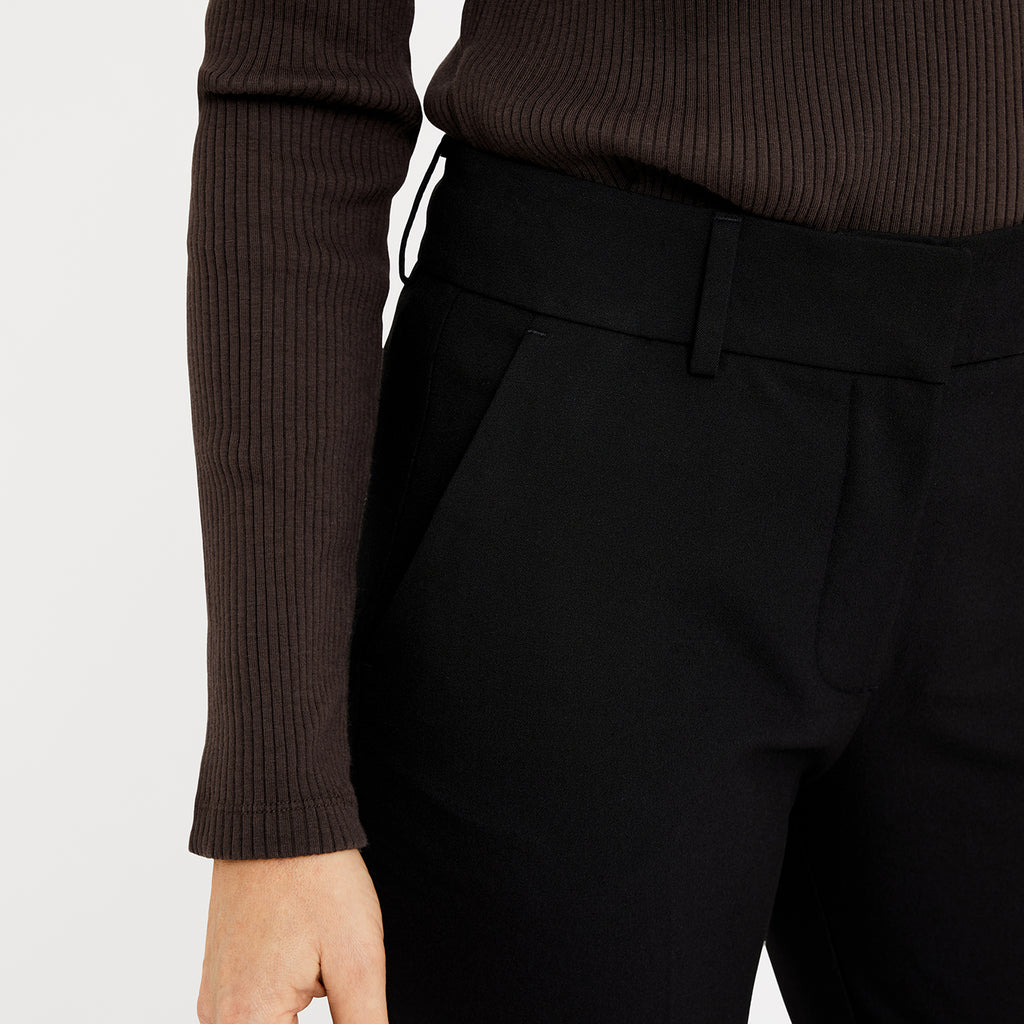 ClaraFV_285 Black DETAIL_2