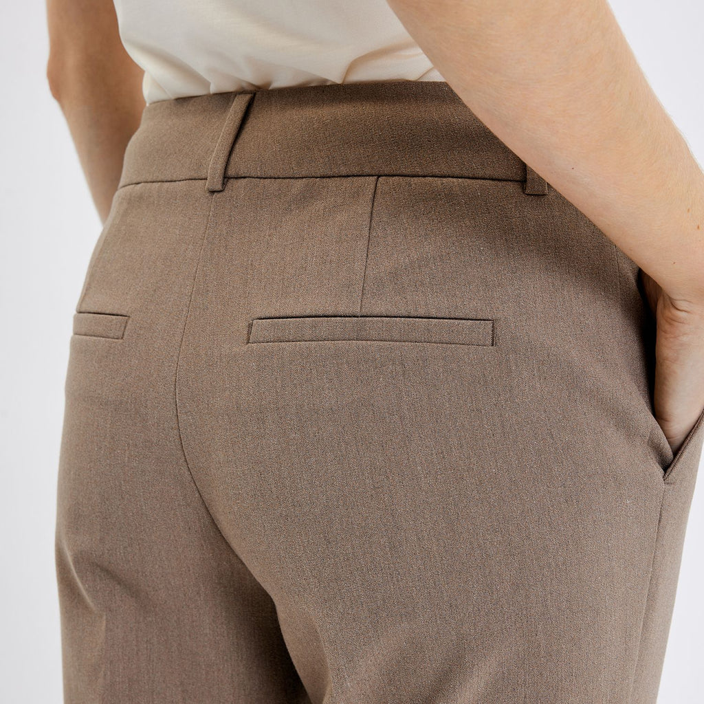 Five Units Trousers ClaraFV 285 details