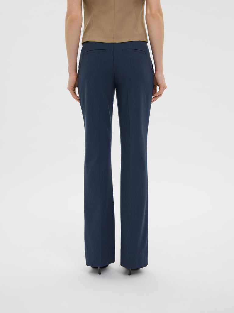 ClaraFV_860_GRS Navy_Tonal_Pin BACK