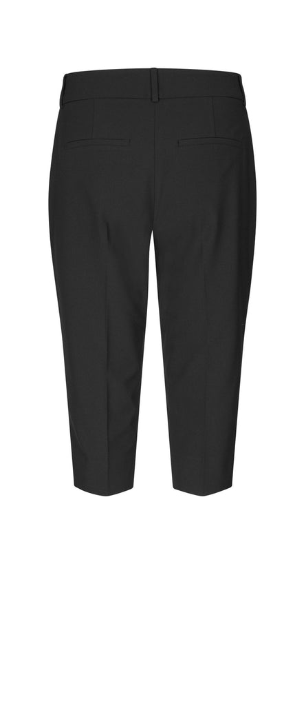 ClaraFV_Capri_285 Black GINE_BACK