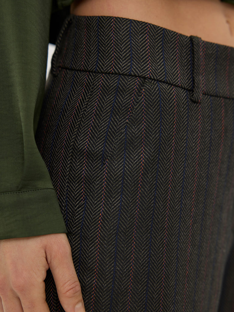 DenaFV_225 Evergreen_Herringbone DETAIL