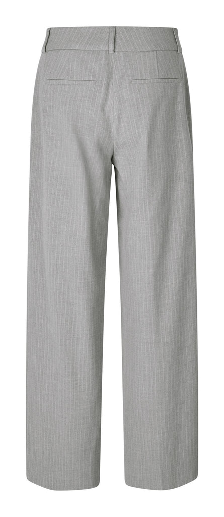 DenaFV_553_GRS Light_Grey_Pinstripe GINE_BACK
