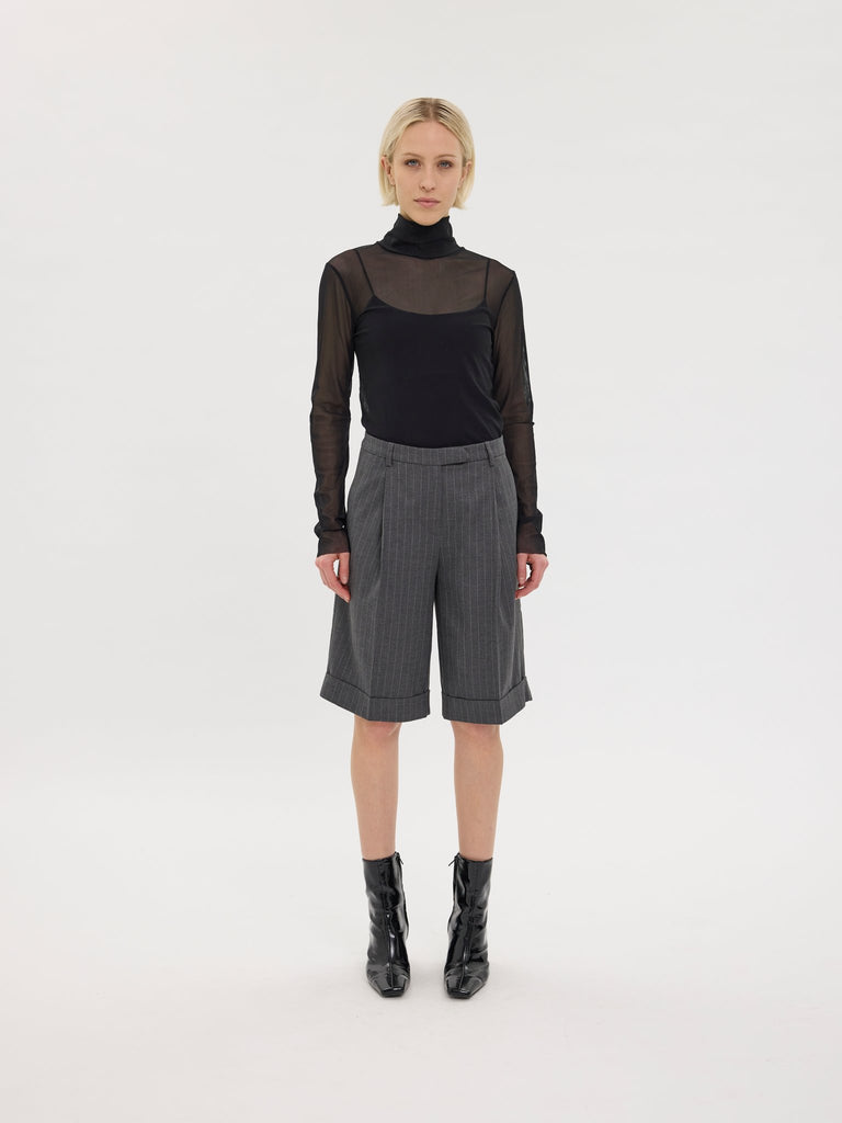 ElaineFV_Long_Shorts_226 Meteorite_Pinstripe MODEL