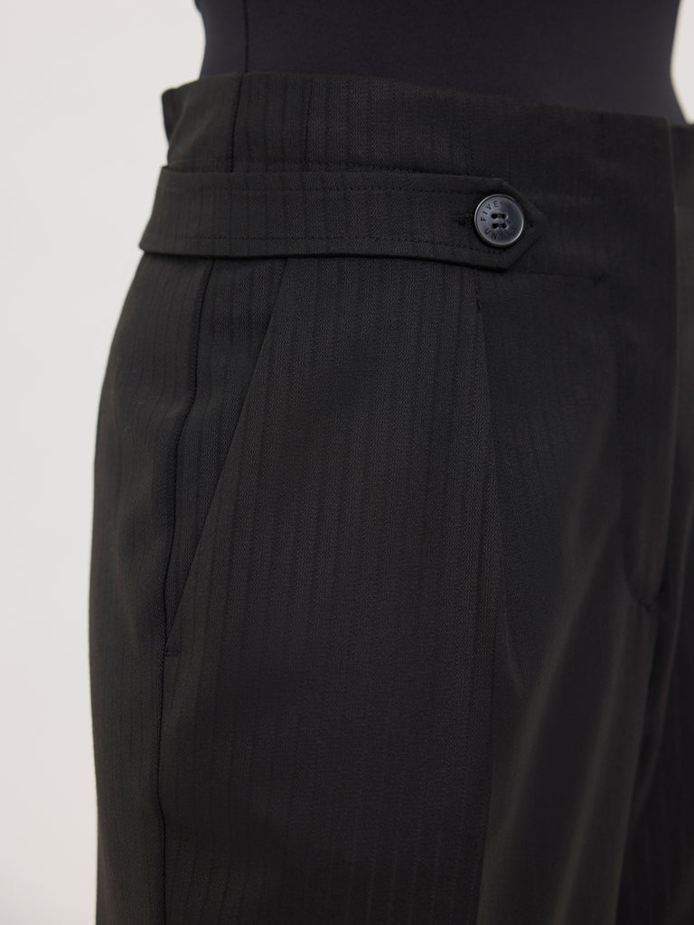 EmiliaFV_096 Raven_Jacquard_Stripe DETAIL