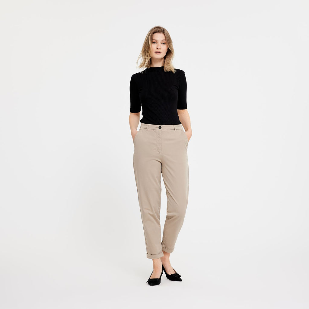 Five Units Trousers EmmaFV 057 model