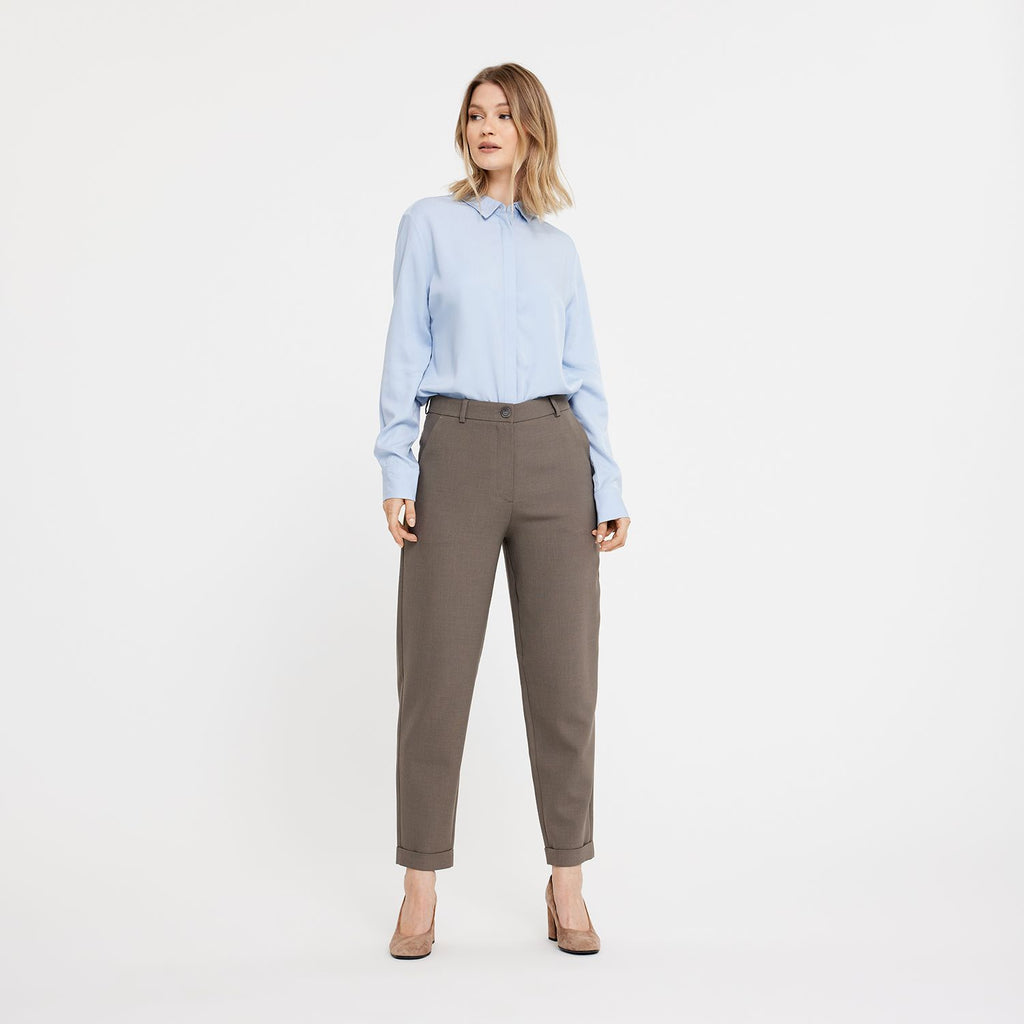 Five Units Trousers EmmaFV 085 Mud Melange model