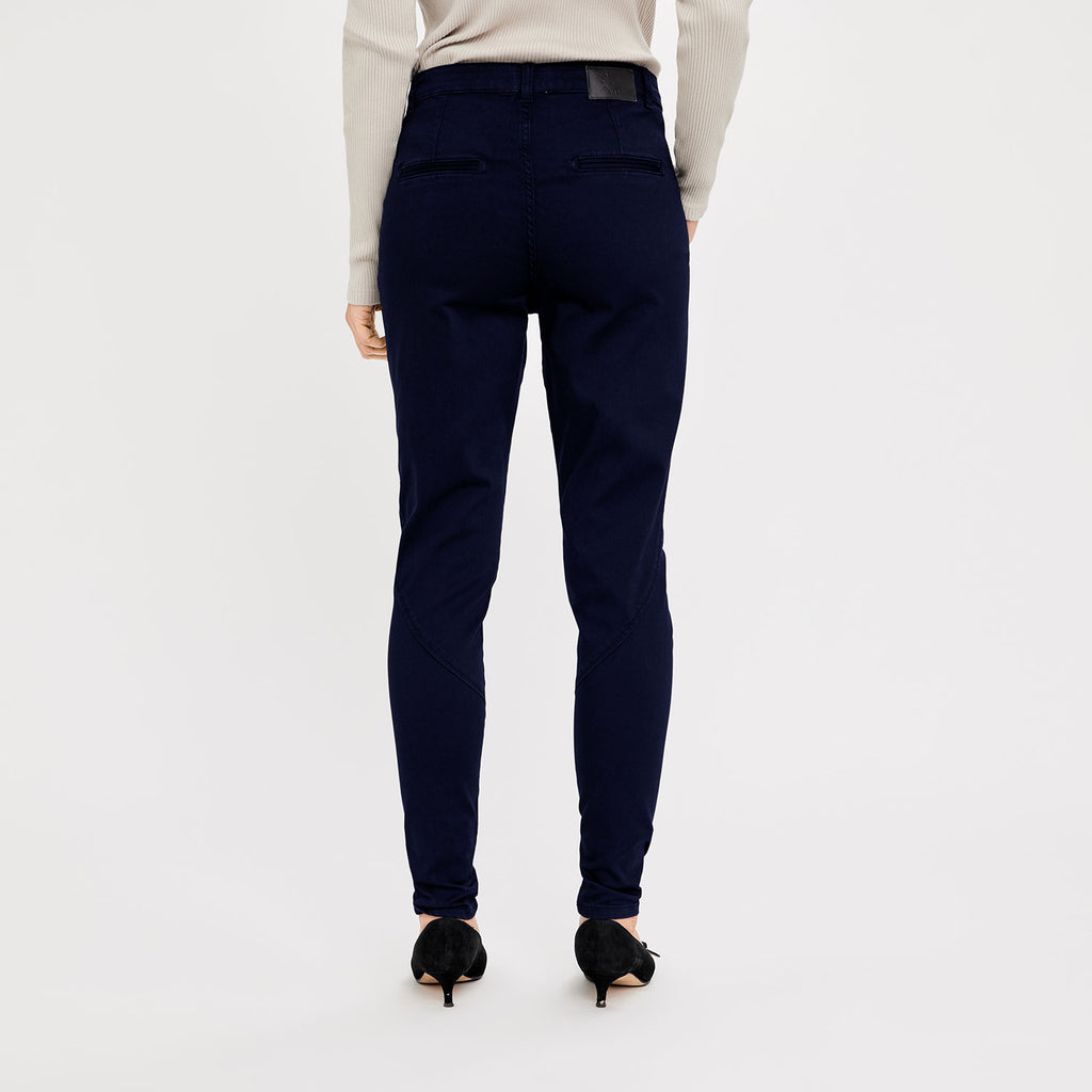 JolieFV_606 Navy BACK