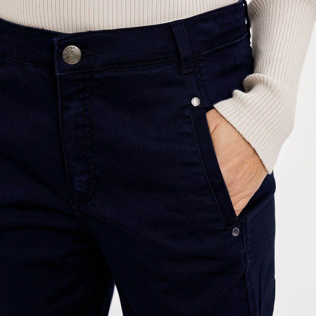 JolieFV_606 Navy DETAIL_2