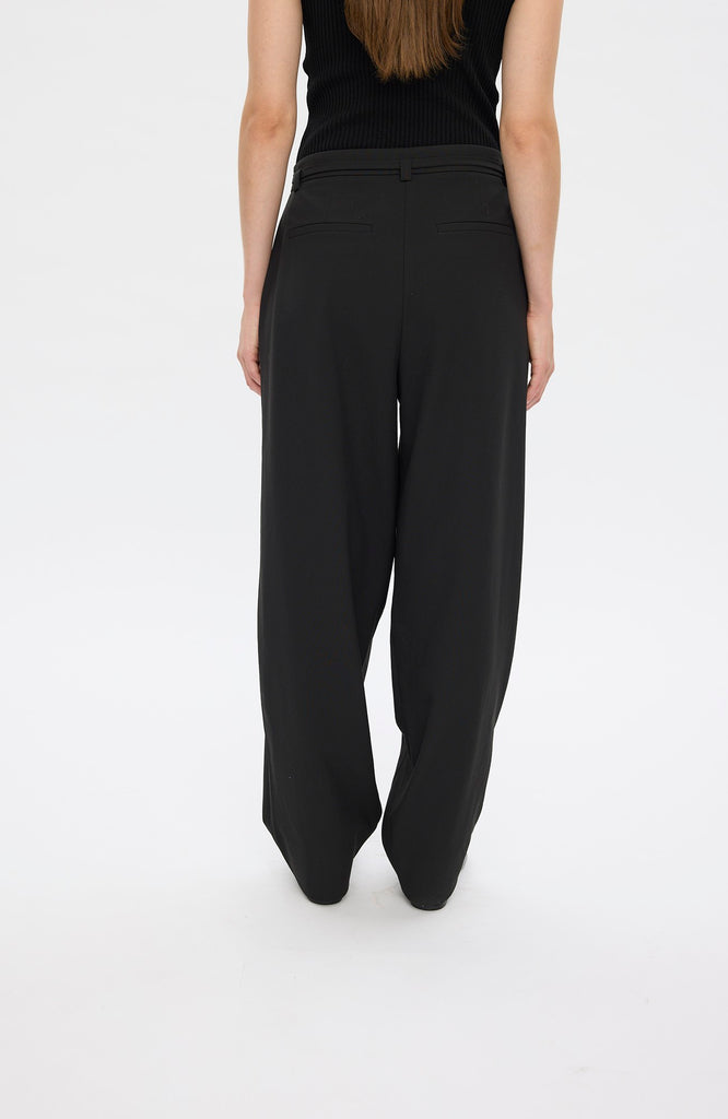 LanaFV_285 Black BACK