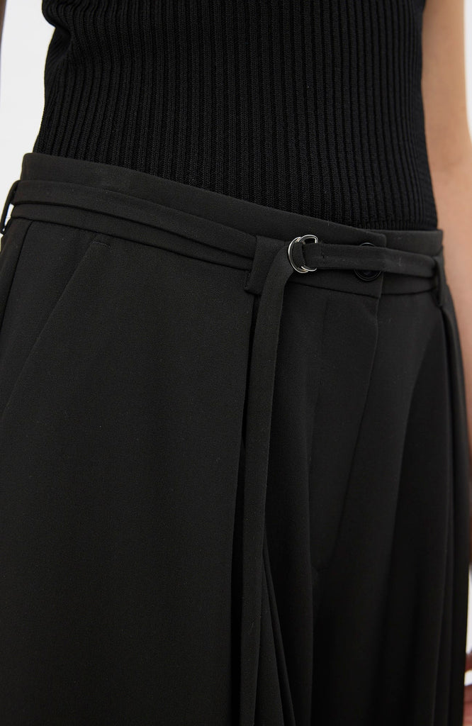 LanaFV_285 Black DETAIL