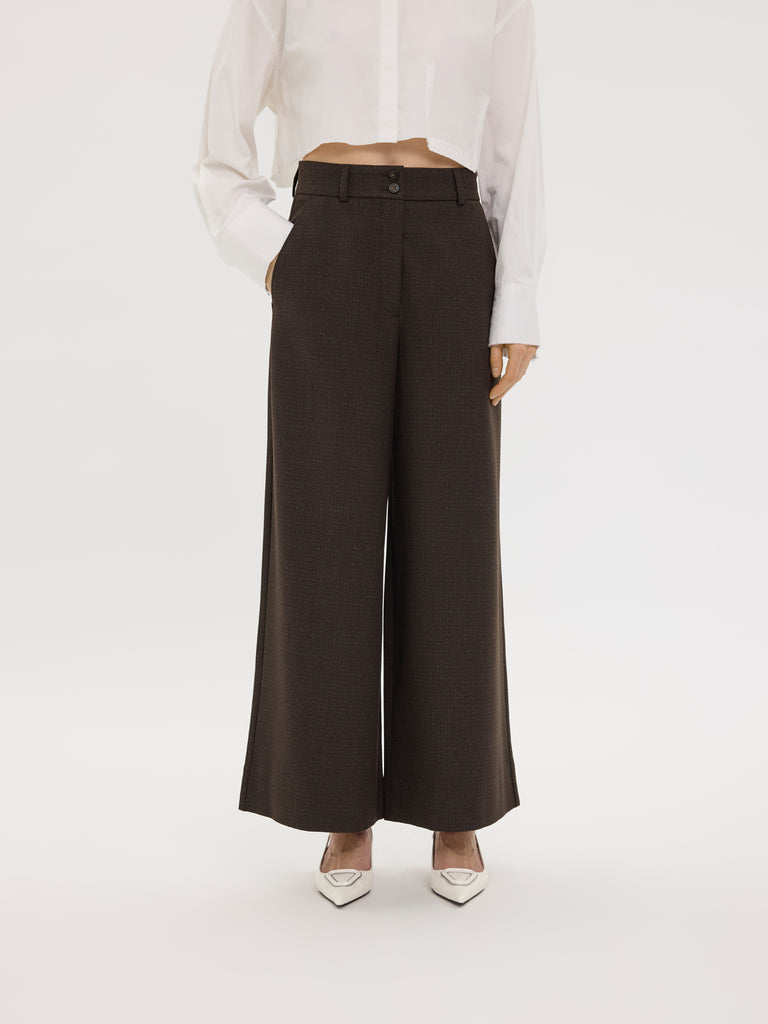 LauraFV_032_RCS_Blended Mocca_Check FRONT