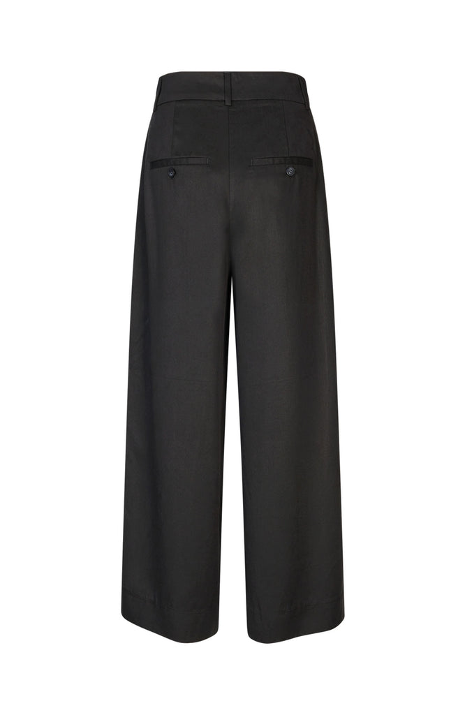 LauraFV_849 Raven GINE_BACK