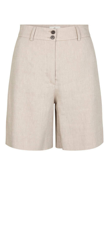 LauraFV_Midi_Shorts_769 Sand_Linen GINE_FRONT