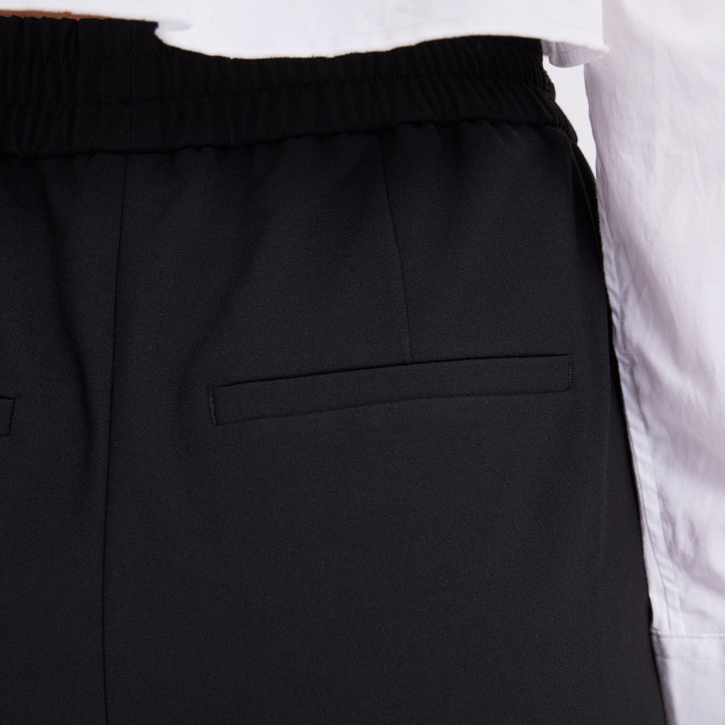 LouiseFV_Shorts_285 Black DETAIL