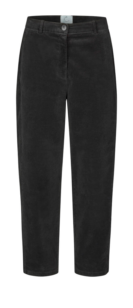 OlgaFV_Ankle_618 Black_Fine_Corduroy GINE_FRONT