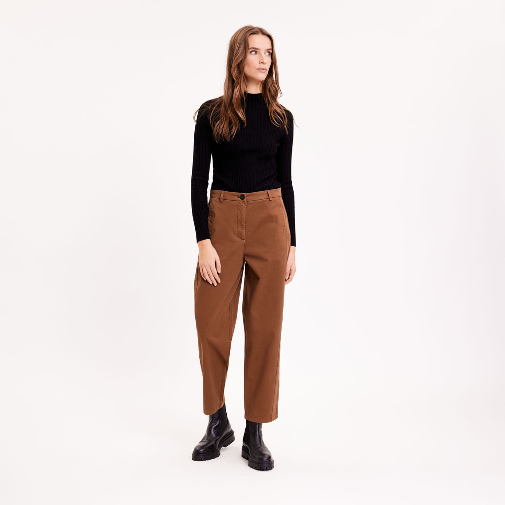 Five Units Trousers OlgaFV Ankle 820 model