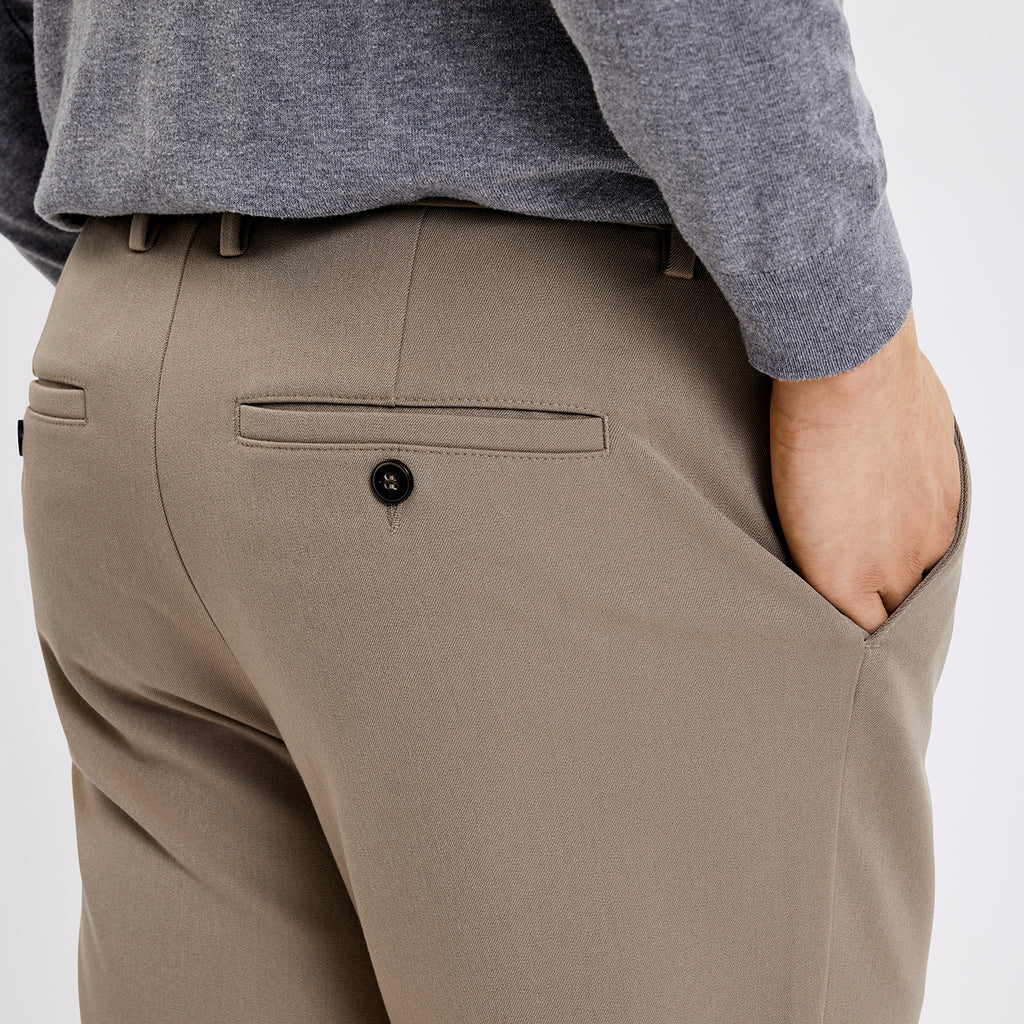 OswaldPL_805_GRS Dark_Sand DETAIL