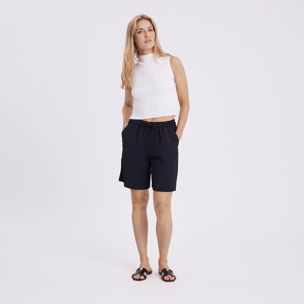 Five Units Trousers PaulaFV Shorts 098 Black model
