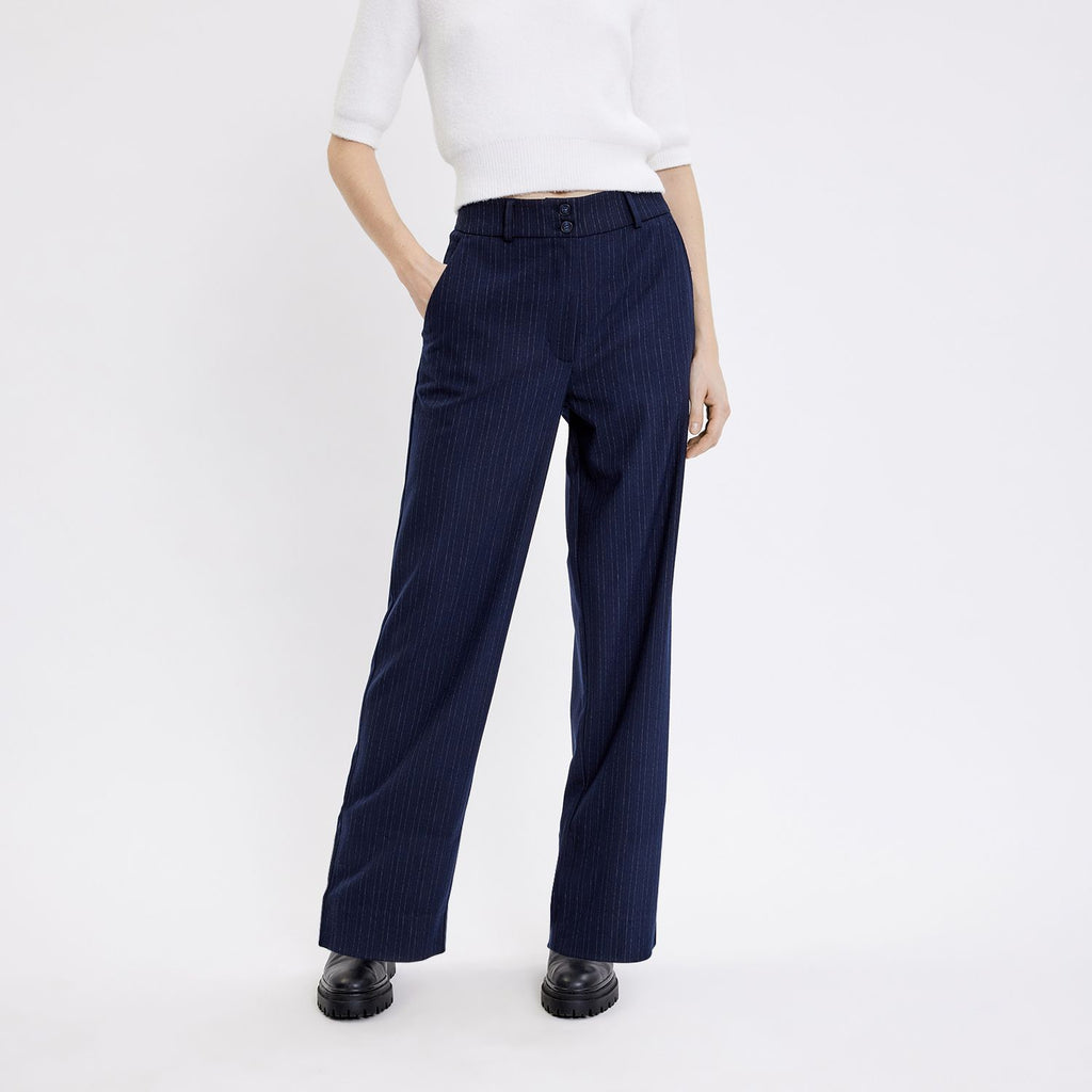 Five Units Trousers SophiaFV 027_GRS Twilight Pinstripe front