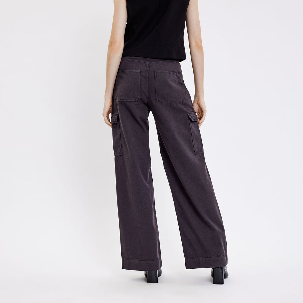 Five Units Trousers WilmaFV 902 back