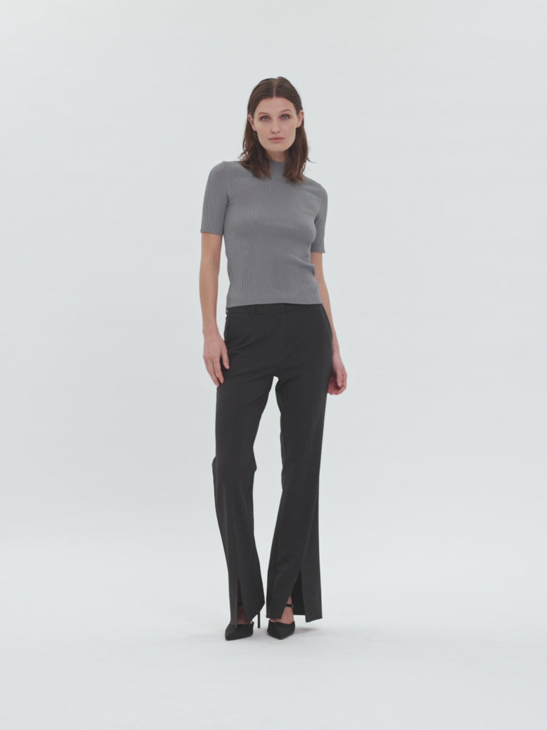 ClaraFV_Split_285-Charcoal_Melange-40565-31127_VIDEO.mov