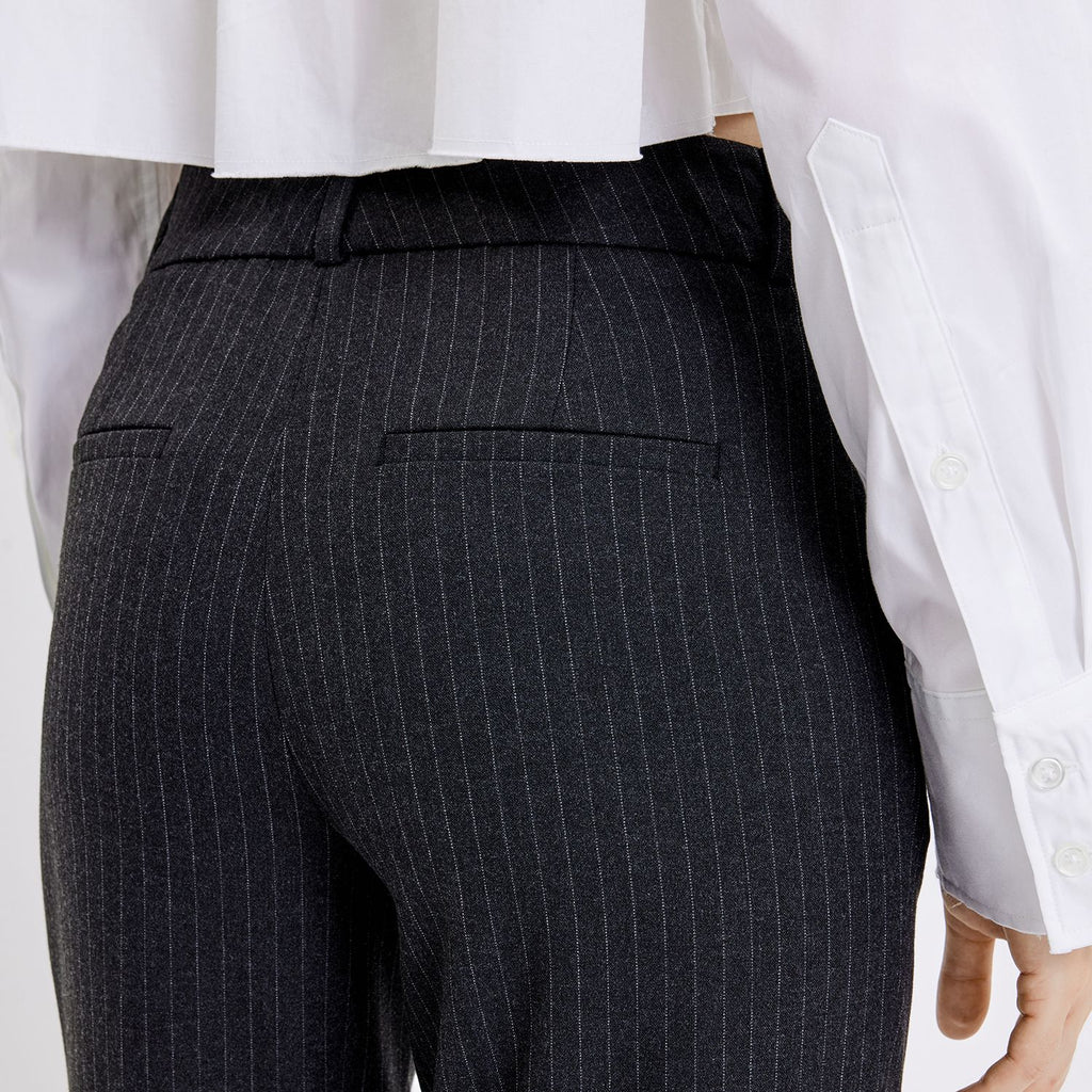 Five Units Trousers ClaraFV 553 Charcoal Pinstripe details