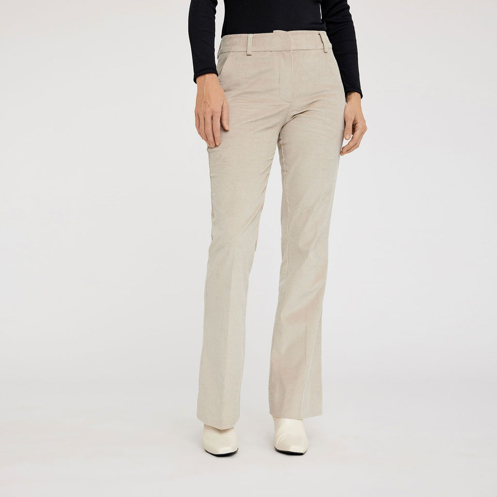 Five Units Trousers ClaraFV 837 Cold Sand Corduroy front