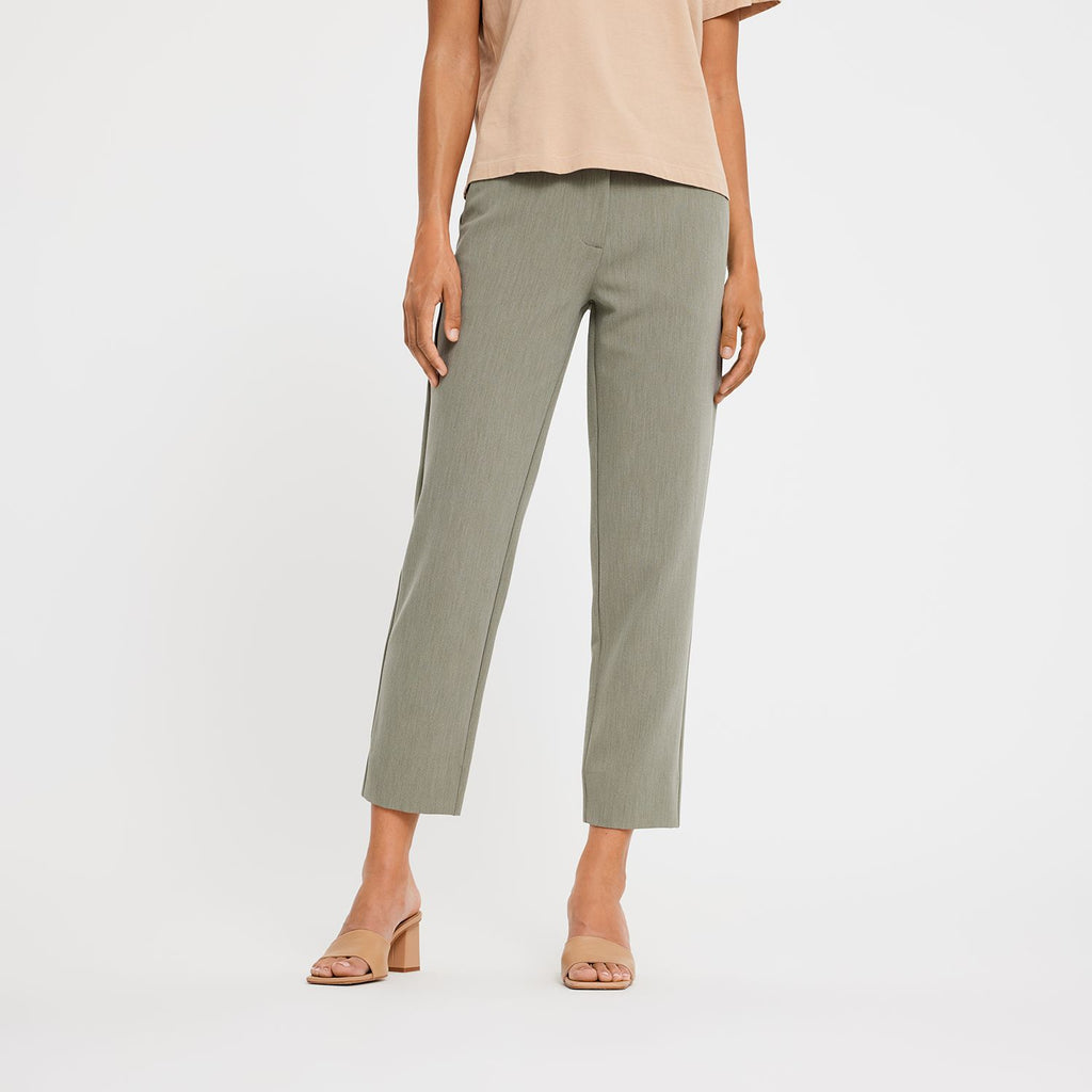 OurUnits Trousers DaphneFV 017_GRS Green Leaf front