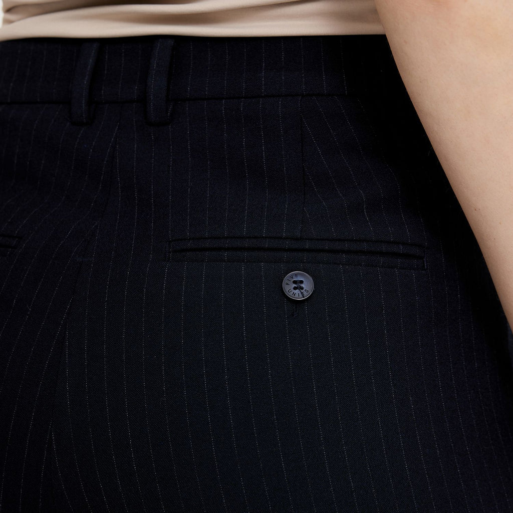 OurUnits Trousers EmmaFV 553_GRS Navy Pinstripe details